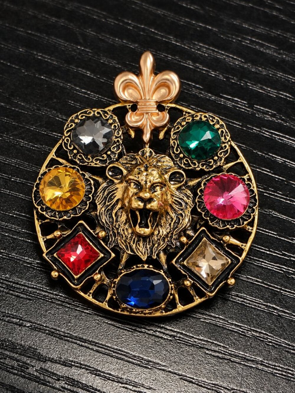 =Vintage Style Lion Brooch Pin Ancient Gold Fleur de Lis Statement Jewelry